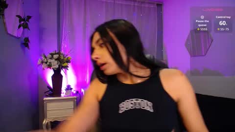 Snapshot of kylie_golden chatting on 17, 9, 2025 Kylie Myers online show from 17, 9, 2025