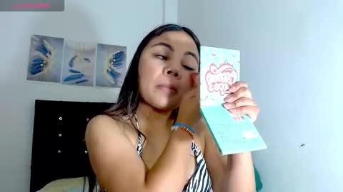 Snapshot of kylie_loveee chatting on 15, 12, 2025 Paola online show from 15, 12, 2025