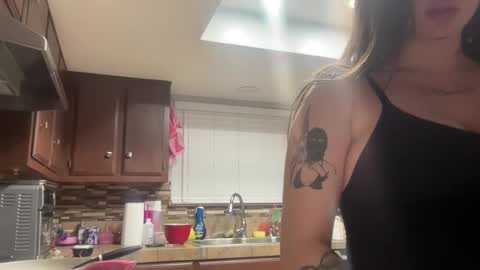 Snapshot of kylie_star30 chatting on 10, 1, 2026 kylie_star30 online show from 10, 1, 2026