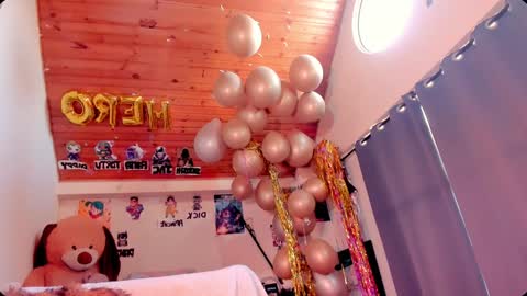   online show from 10, 1, 2025