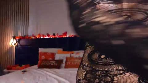 Snapshot of kylievee chatting on 20, 10, 2025 Kylie online show from 20, 10, 2025