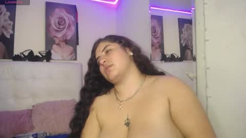 Snapshot of kylievoosx18 chatting on 20, 7, 2026 kylievoosx online show from 20, 7, 2026