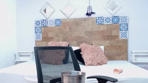 Kylie online show from 9, 3, 2025