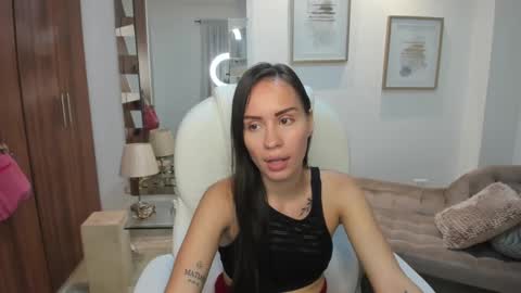 Kymberly online show from 5, 1, 2025