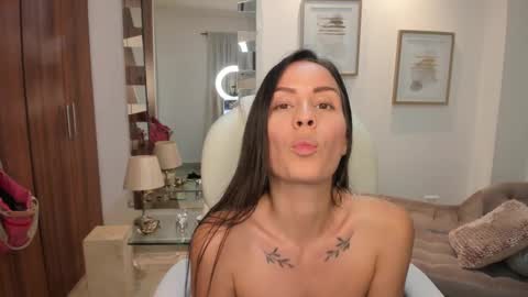 Kymberly online show from 5, 1, 2025
