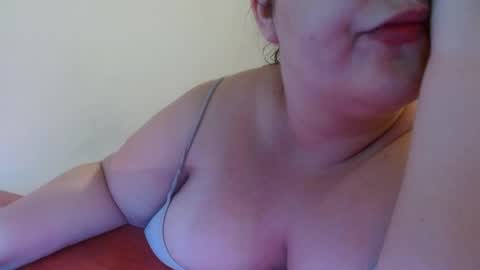 Snapshot of kyra_vex chatting on 7, 6, 2026 kyra_vex online show from 7, 6, 2026