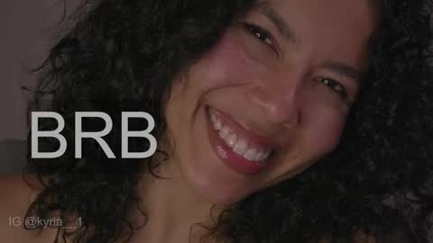 schedule 300 pm - 1100pm colombia time online show from 21, 2, 2025