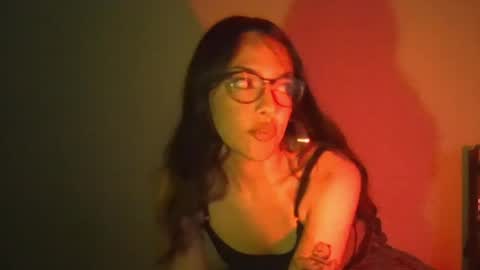 kyruu   online show from 25, 3, 2026