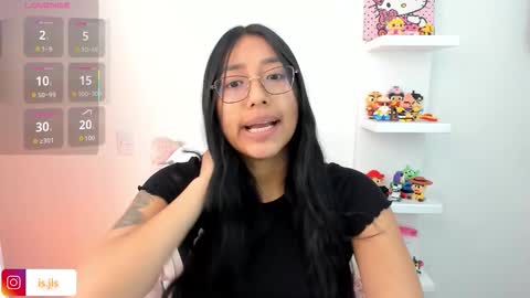 Snapshot of kyy_isa chatting on 11, 9, 2025 IG online show from 11, 9, 2025