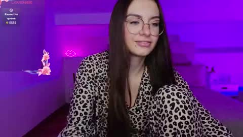 Margo  online show from 21, 10, 2025