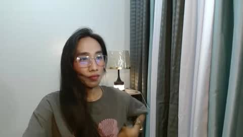 UrAsianCutiii3 online show from 27, 3, 2026