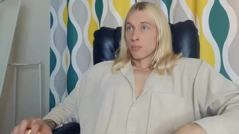 Adonis online show from 28, 9, 2025