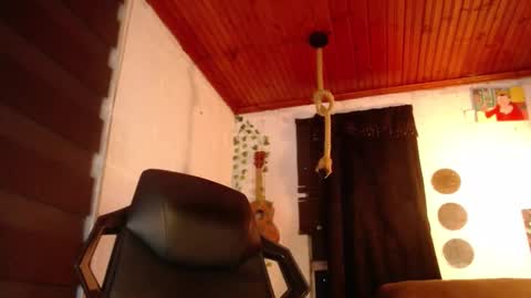 Snapshot of la_femme_fatale_ chatting on 8, 3, 2025 Hanna FREE ONLYFANS online show from 8, 3, 2025