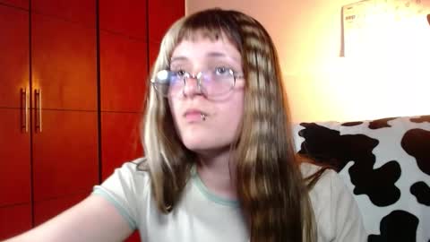 Snapshot of la_femme_fatale_ chatting on 26, 9, 2025 Hanna FREE ONLYFANS online show from 26, 9, 2025