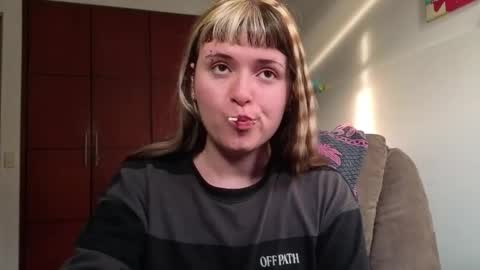 Snapshot of la_femme_fatale_ chatting on 3, 2, 2026 Hanna FREE ONLYFANS online show from 3, 2, 2026