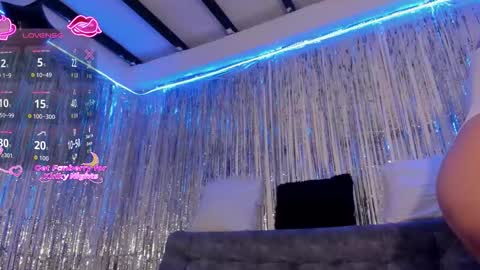 Victoria  online show from 23, 11, 2025