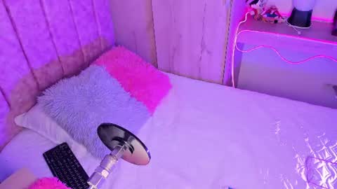lana  foxx Model  independient online show from 24, 6, 2026
