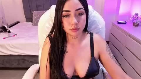  L A R A   online show from 19, 2, 2026