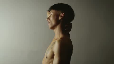 labrinthteasing online show from 2, 12, 2025