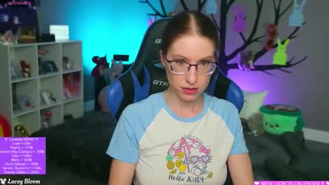 Lacey Bloom online show from 1, 5, 2026