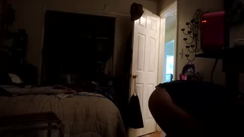 Snapshot of lacybell chatting on 12, 11, 2025 lacybell online show from 12, 11, 2025