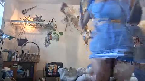 lacybell online show from 5, 5, 2026