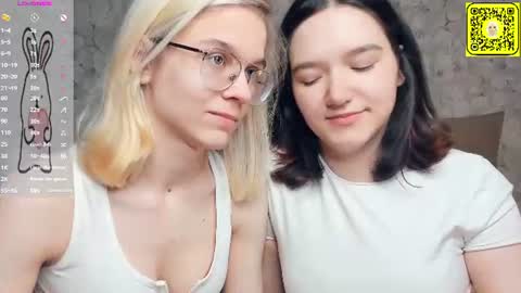 Violet and Isabel online show from 6, 7, 2026