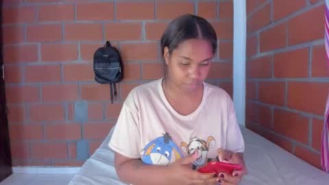 Akyra  online show from 8, 2, 2025