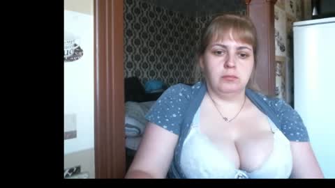 Snapshot of lady_cute_cat chatting on 8, 6, 2026 lady cute cat29 online show from 8, 6, 2026