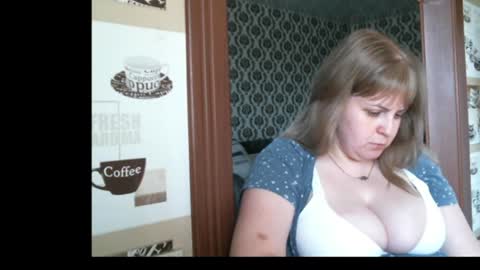 Snapshot of lady_cute_cat chatting on 25, 6, 2026 lady cute cat29 online show from 25, 6, 2026