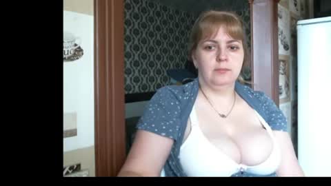 Snapshot of lady_cute_cat chatting on 8, 7, 2026 lady cute cat29 online show from 8, 7, 2026