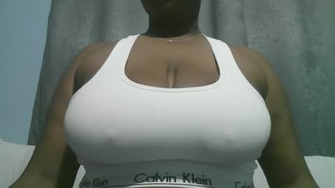 lady_dearra online show from 25, 10, 2025