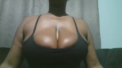 lady_dearra online show from 20, 12, 2025