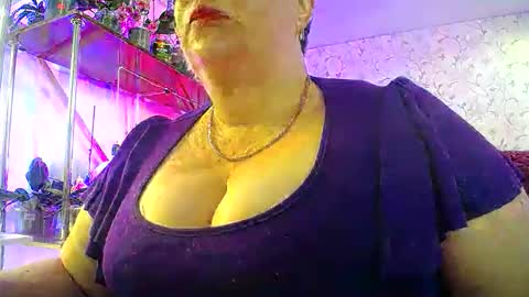 Lady Gloria online show from 12, 5, 2026