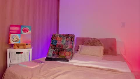 Gaby  online show from 30, 6, 2026