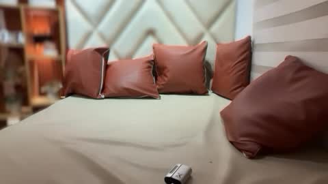 lady_mari69 online show from 11, 11, 2025