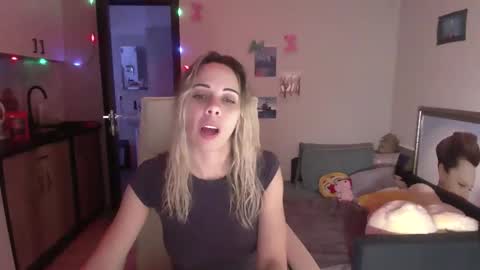 lady_smile69 online show from 24, 10, 2025