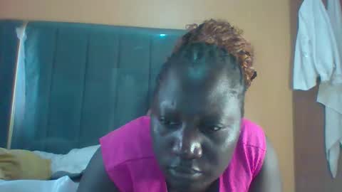 lindah32 online show from 24, 9, 2025