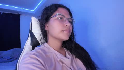  Lady  online show from 20, 2, 2025