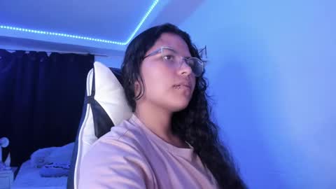  Lady  online show from 20, 2, 2025