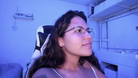  Lady  online show from 27, 5, 2026