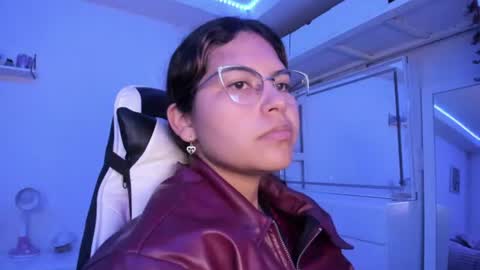  Lady  online show from 14, 6, 2026