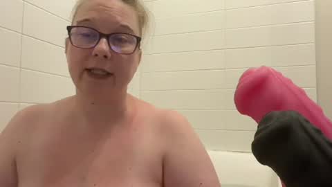 Snapshot of ladycherielynn chatting on 25, 6, 2026 LadyCherieLynn online show from 25, 6, 2026