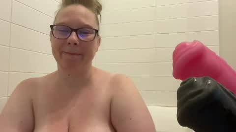Snapshot of ladycherielynn chatting on 1, 7, 2026 LadyCherieLynn online show from 1, 7, 2026