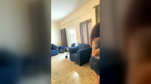 Snapshot of ladycreamypr1 chatting on 2, 3, 2026 onlyfans Ladycreamypr online show from 2, 3, 2026