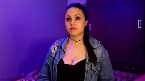 Snapshot of ladygwendolyn chatting on 5, 4, 2026 Gwen online show from 5, 4, 2026