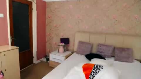 ladymariahx online show from 27, 2, 2025