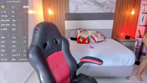 LADY  online show from 25, 11, 2025