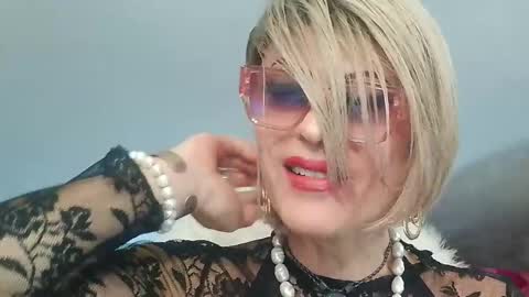 Snapshot of ladyoxana chatting on 15, 3, 2026 Oxana online show from 15, 3, 2026