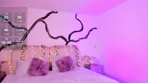 Lady  online show from 24, 9, 2025